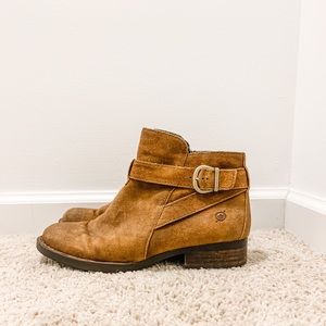 Born ankle boots